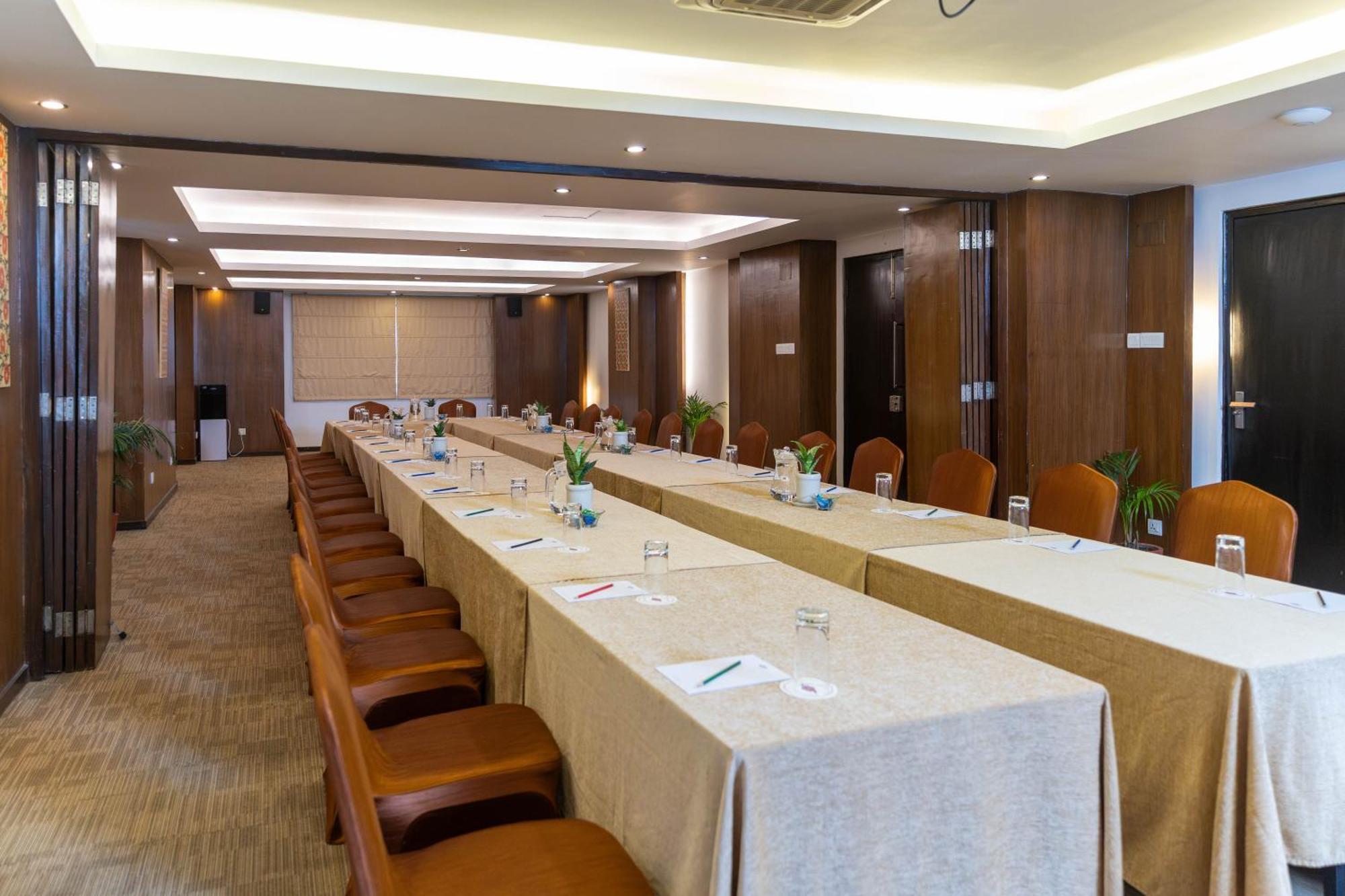 Hotel Shambala Κατμαντού Εξωτερικό φωτογραφία